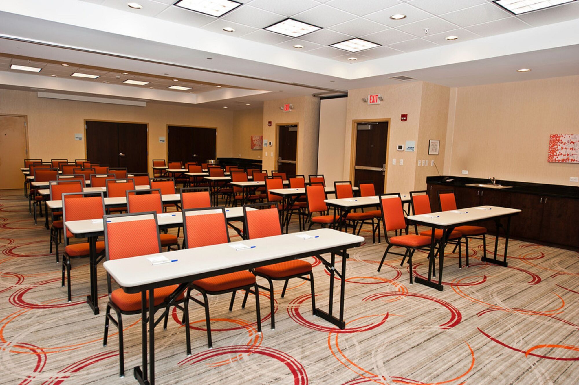 Holiday Inn Express & Suites Columbus - Easton Area By Ihg Gahanna Perniagaan gambar